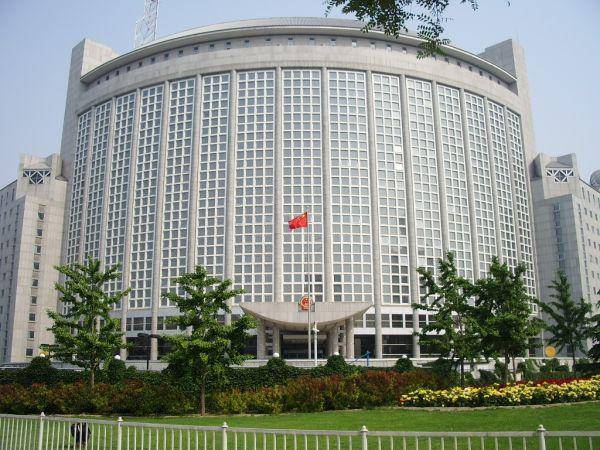 
                        4:3图片