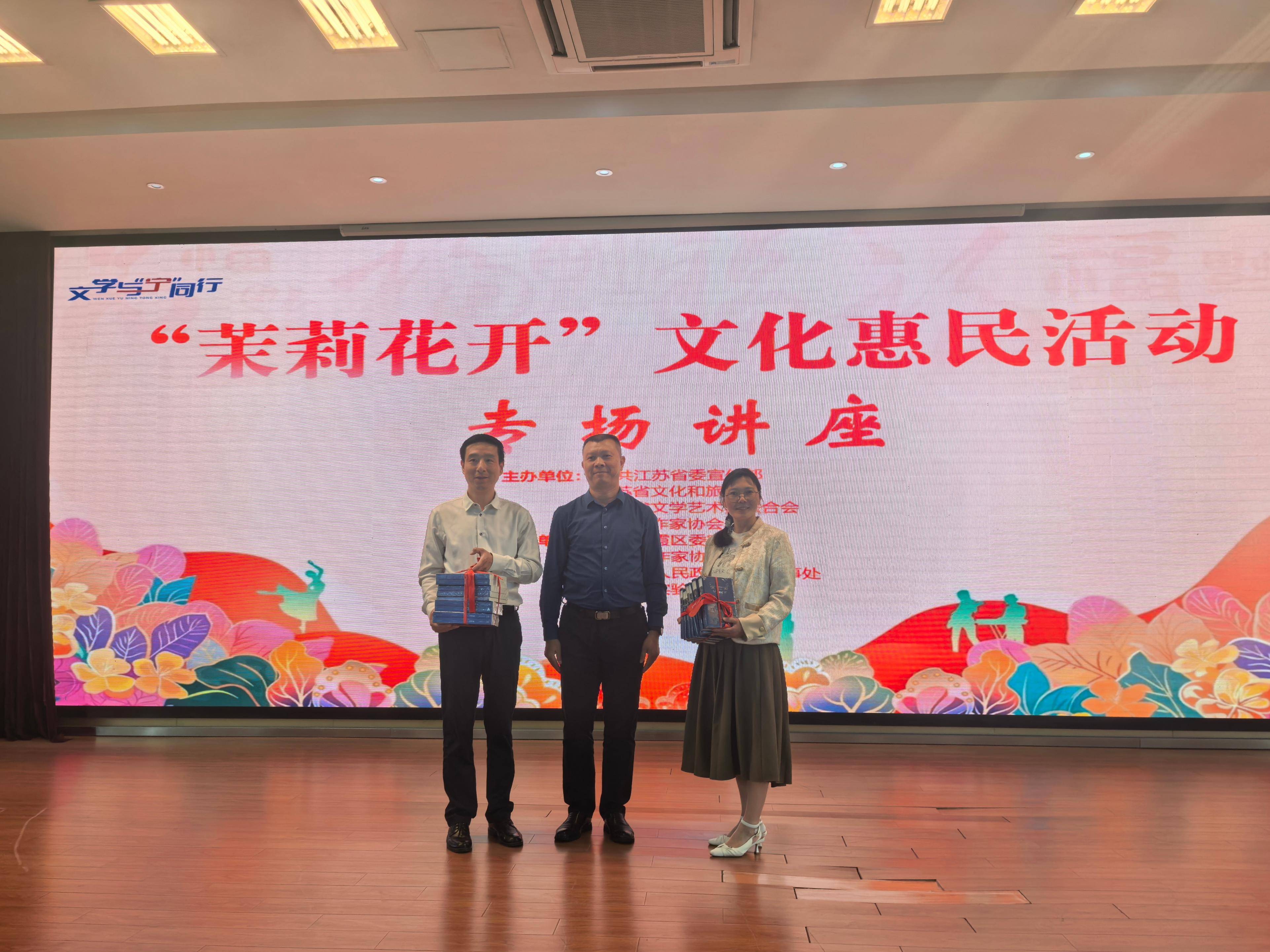 
                        4:3图片
