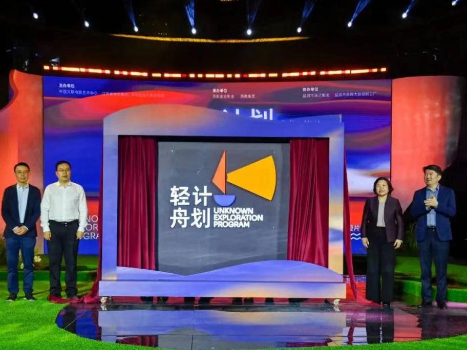 
                        4:3图片