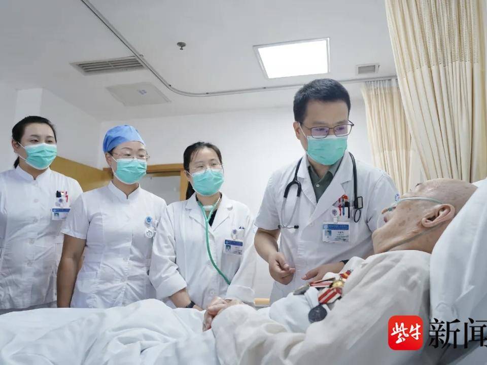 
                        4:3图片