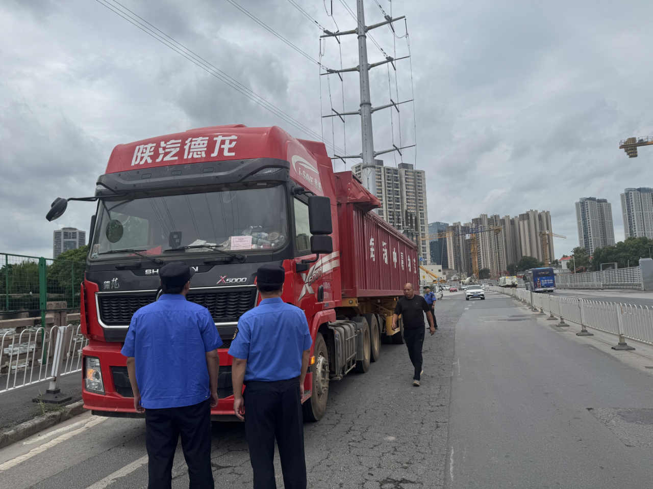 
                        4:3图片