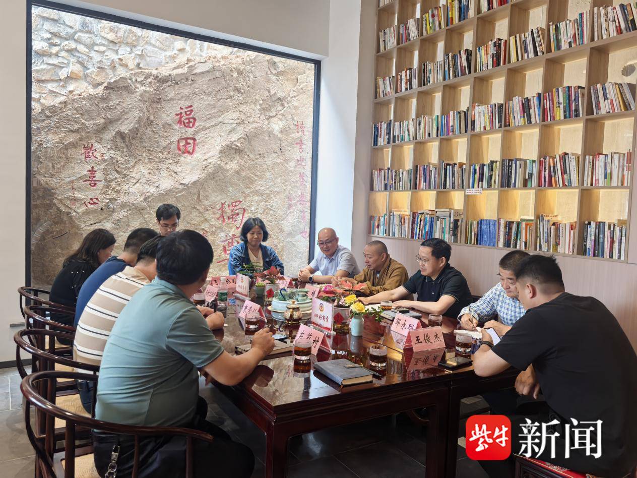 
                        4:3图片