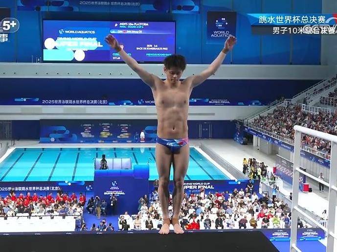 
                        4:3图片