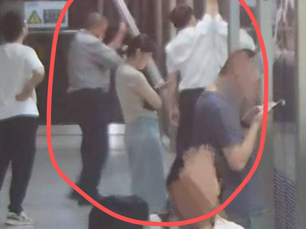 
                        4:3图片