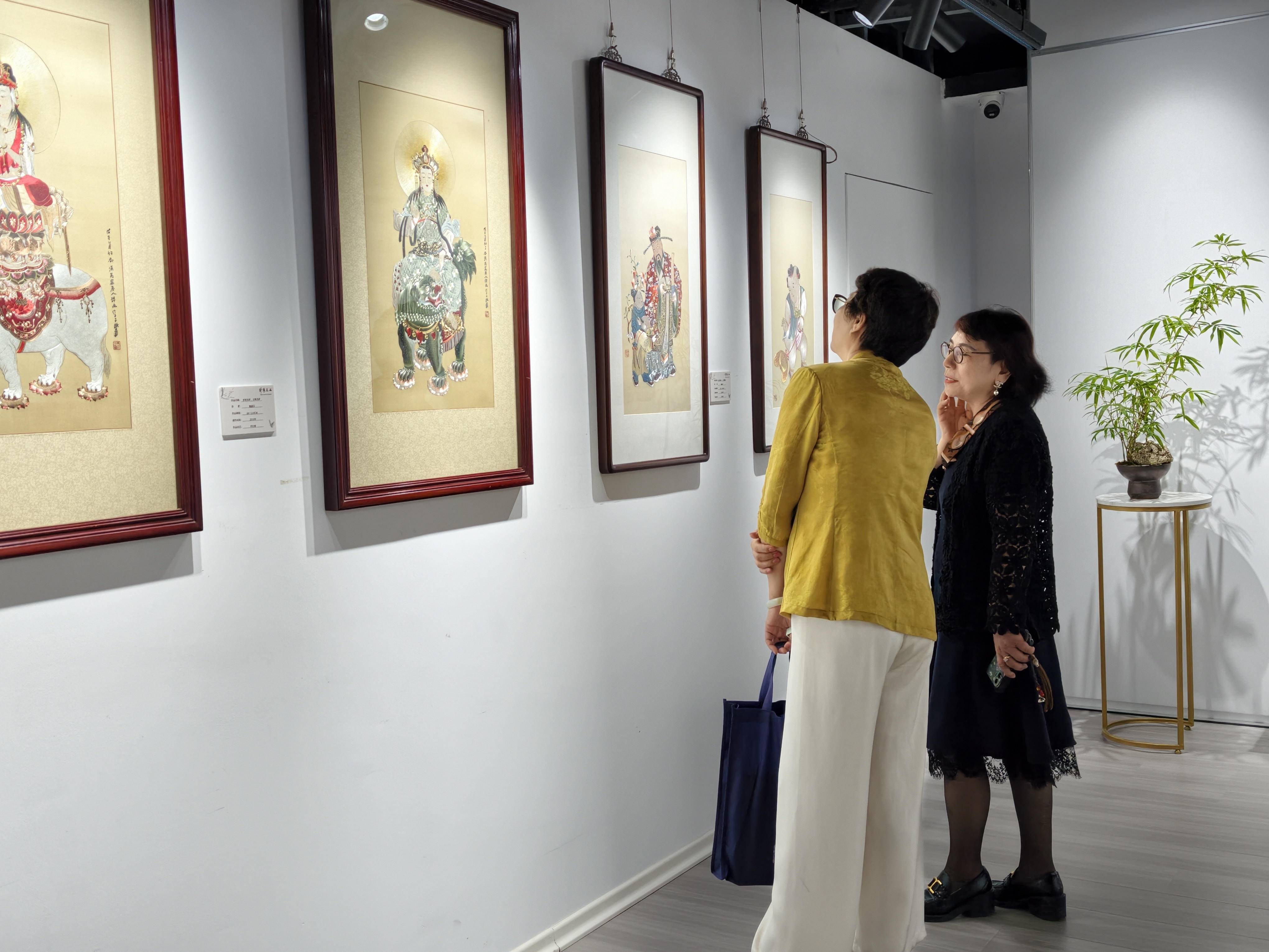 
                        4:3图片