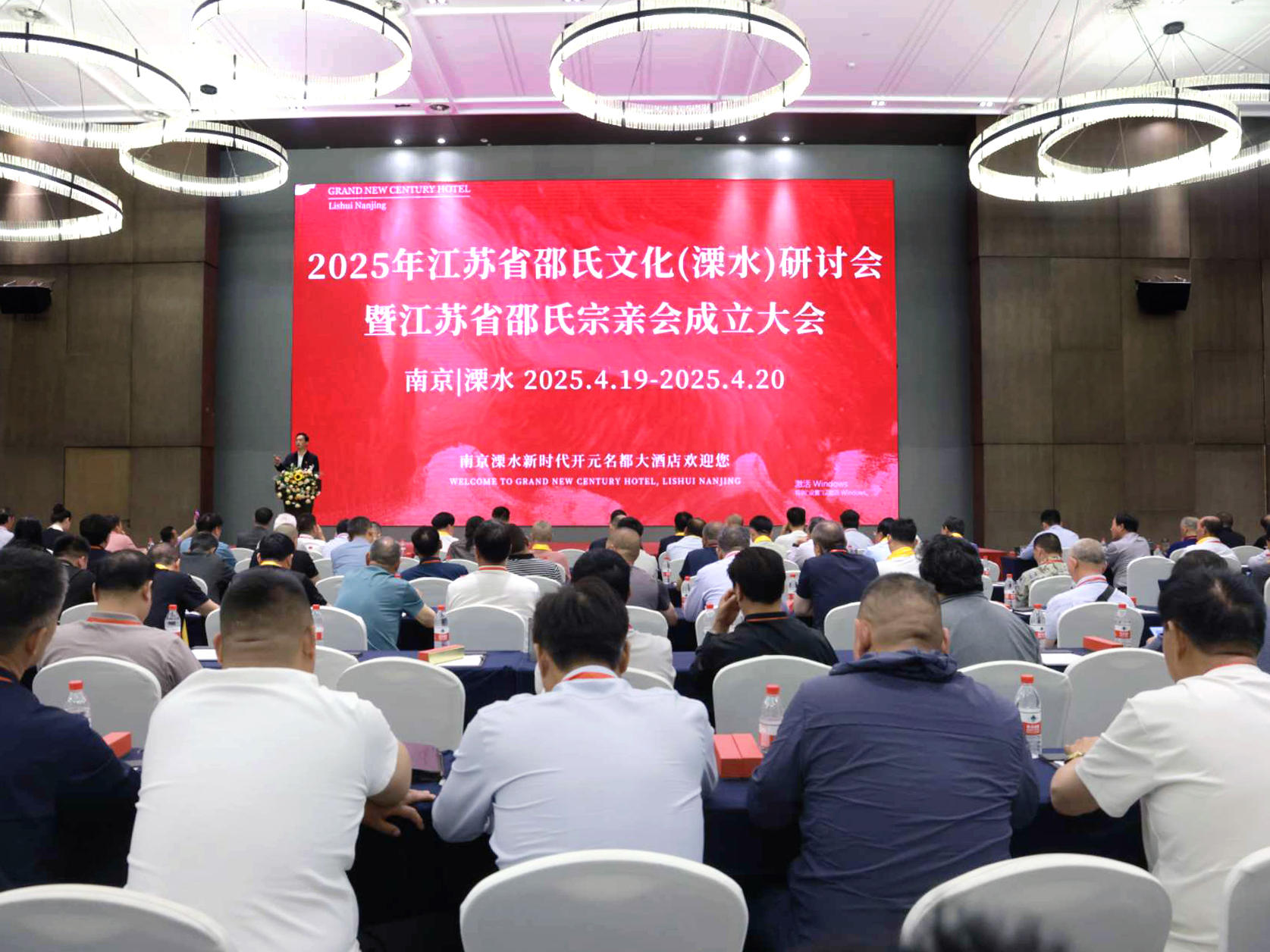 
                        4:3图片