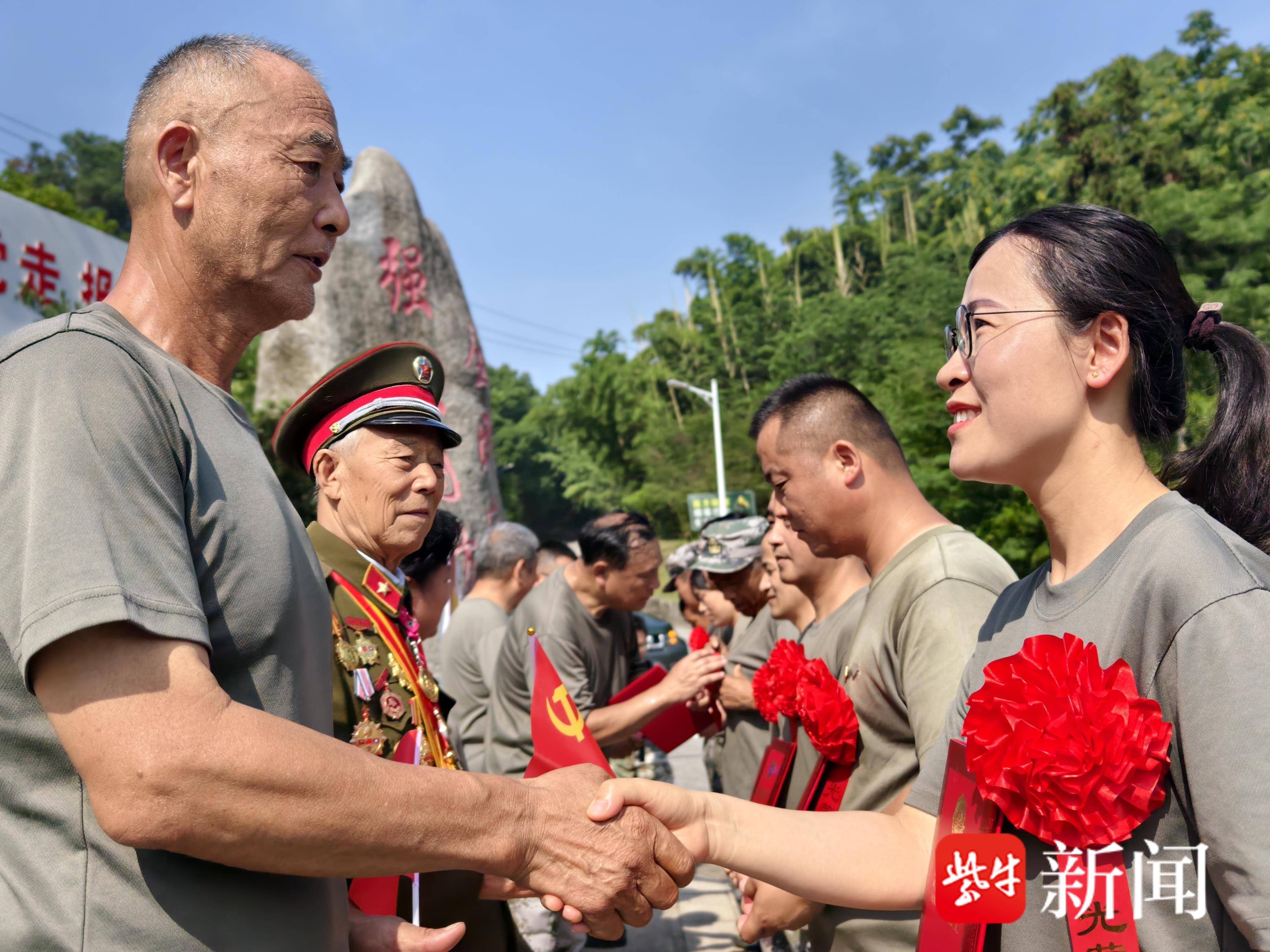 
                        4:3图片