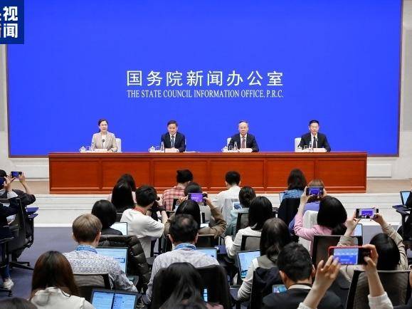 
                        4:3图片