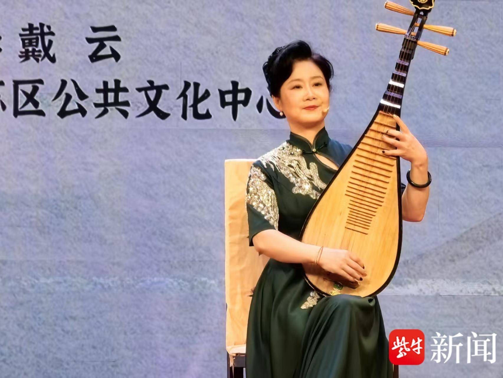 
                        4:3图片