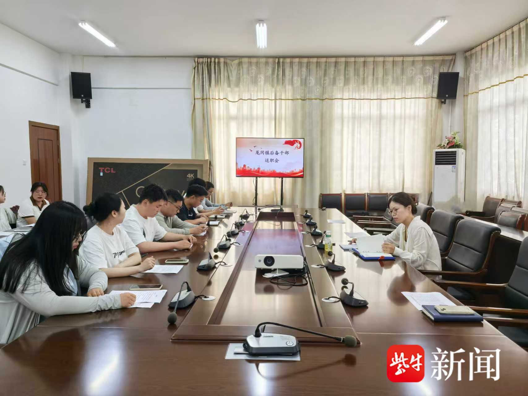 
                        4:3图片