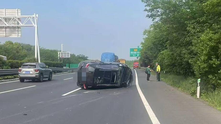 驾驶员:发生事故时感觉像做了按摩一样