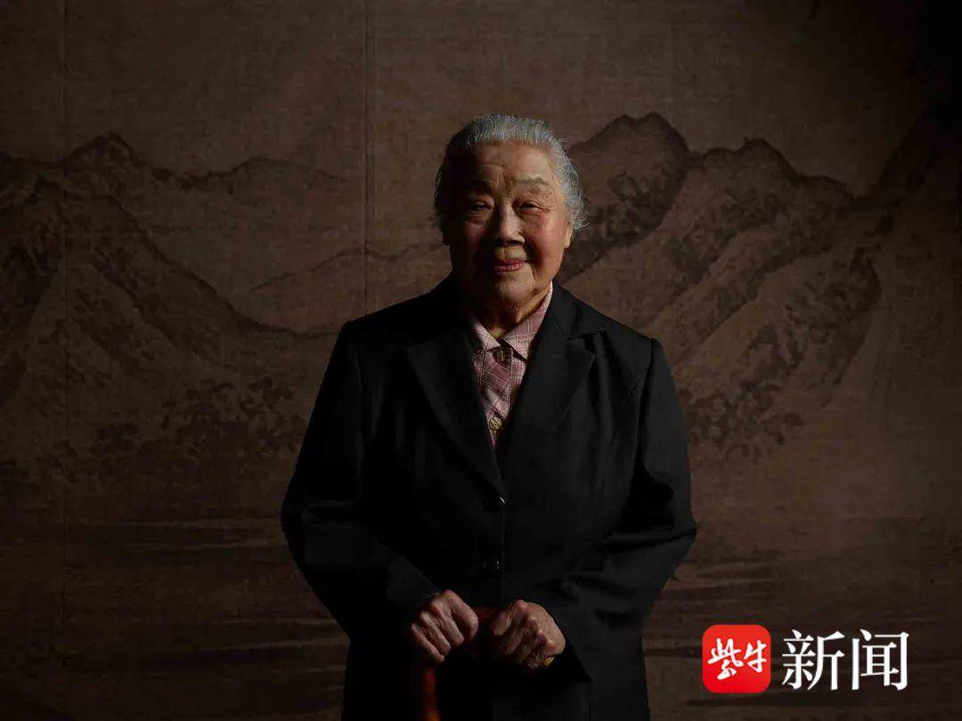 
                        4:3图片