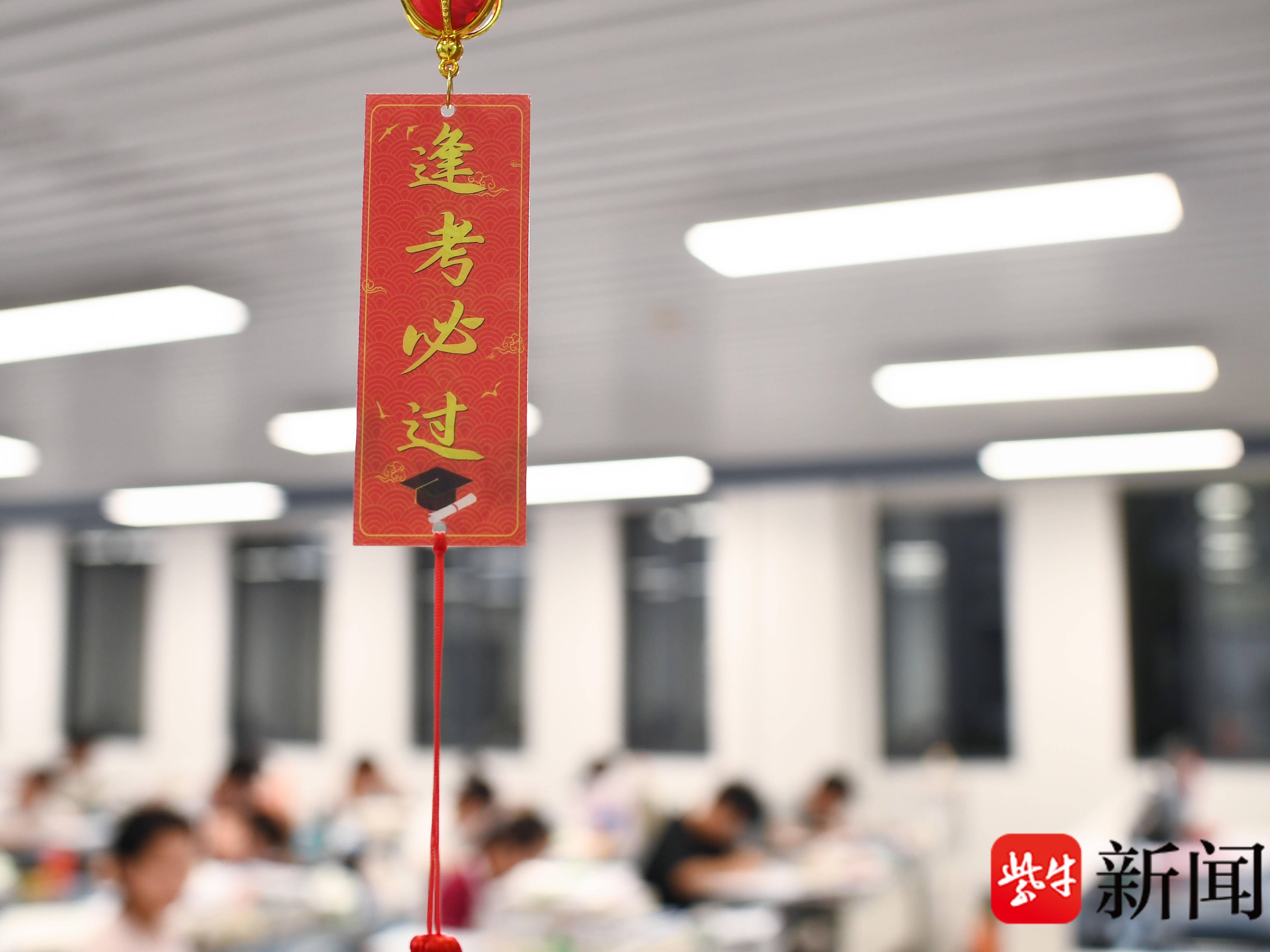 
                        4:3图片