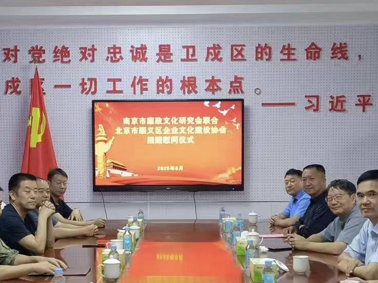 
                        4:3图片