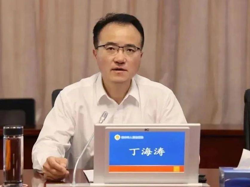 
                        4:3图片
