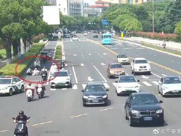 
                        4:3图片