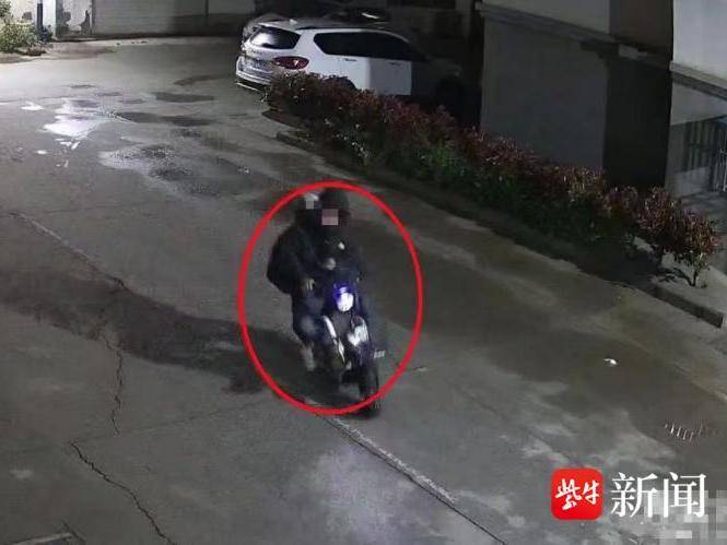 
                        4:3图片