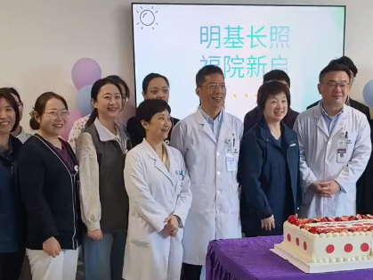 
                        4:3图片