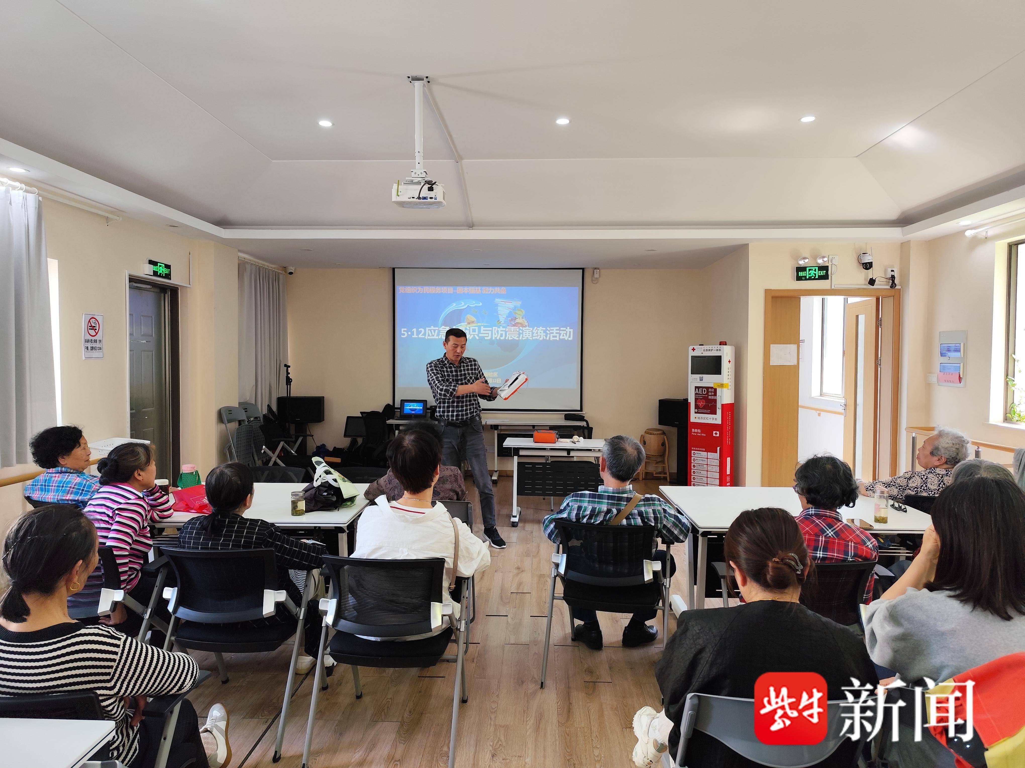 
                        4:3图片
