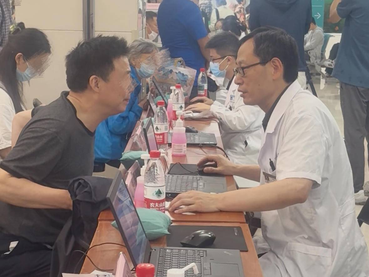 
                        4:3图片