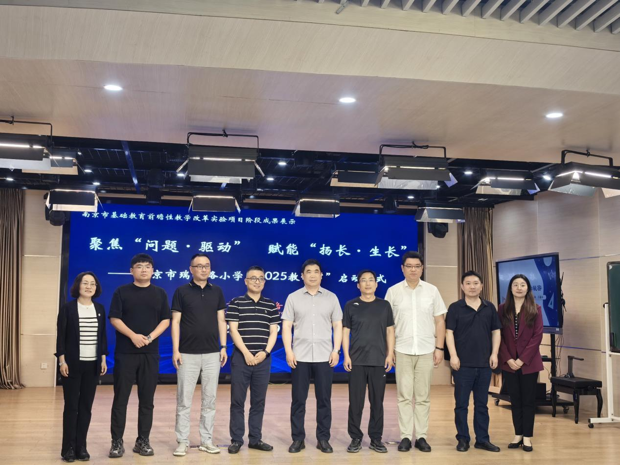 
                        4:3图片