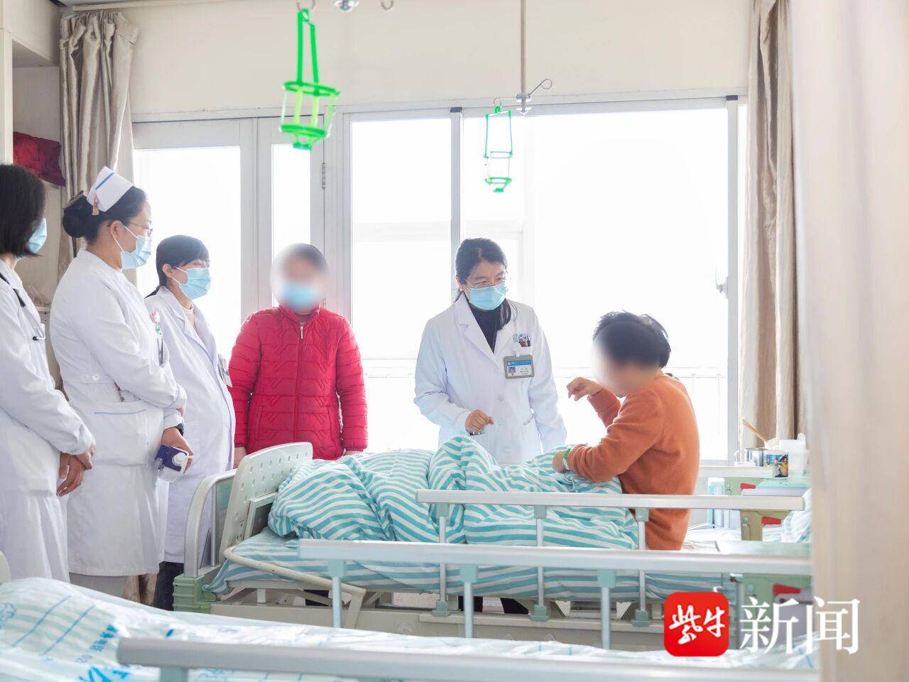 
                        4:3图片