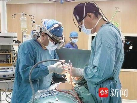 
                        4:3图片