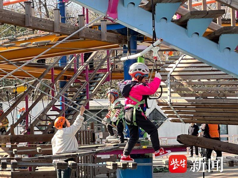 
                        4:3图片