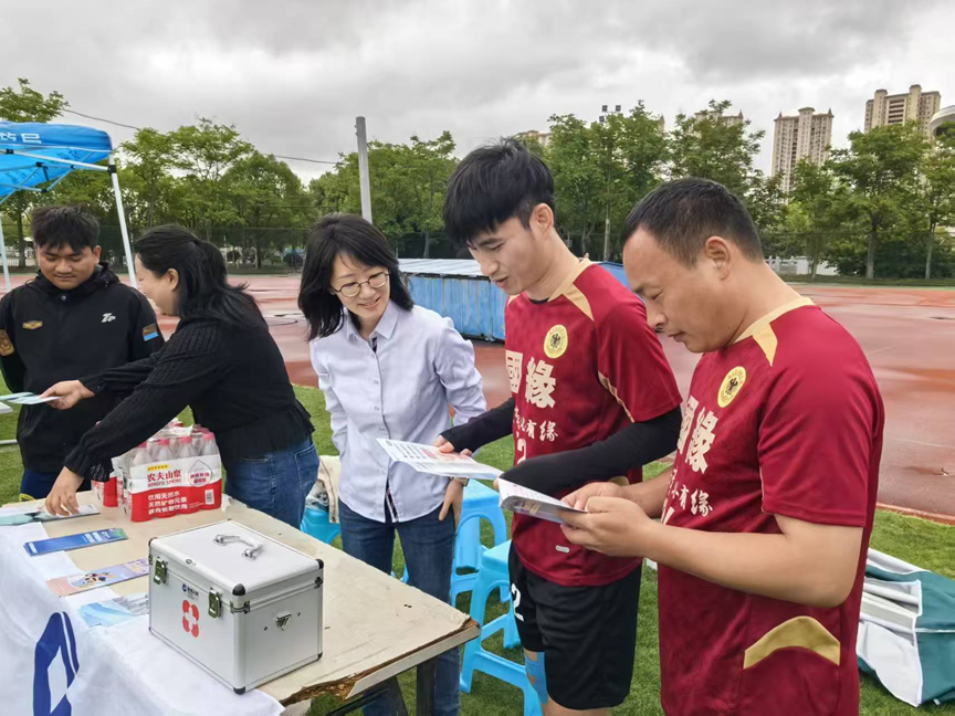 
                        4:3图片