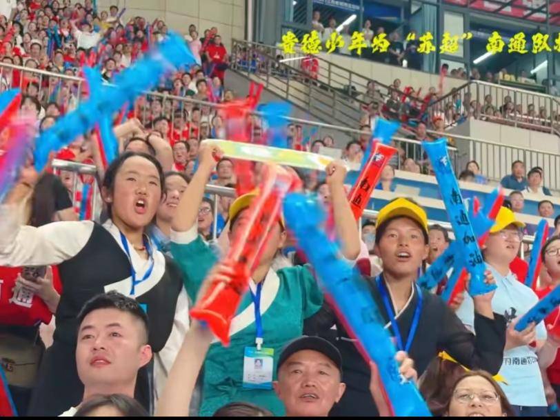 
                        4:3图片