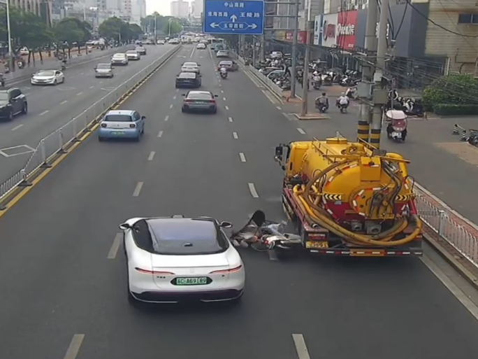 
                        4:3图片