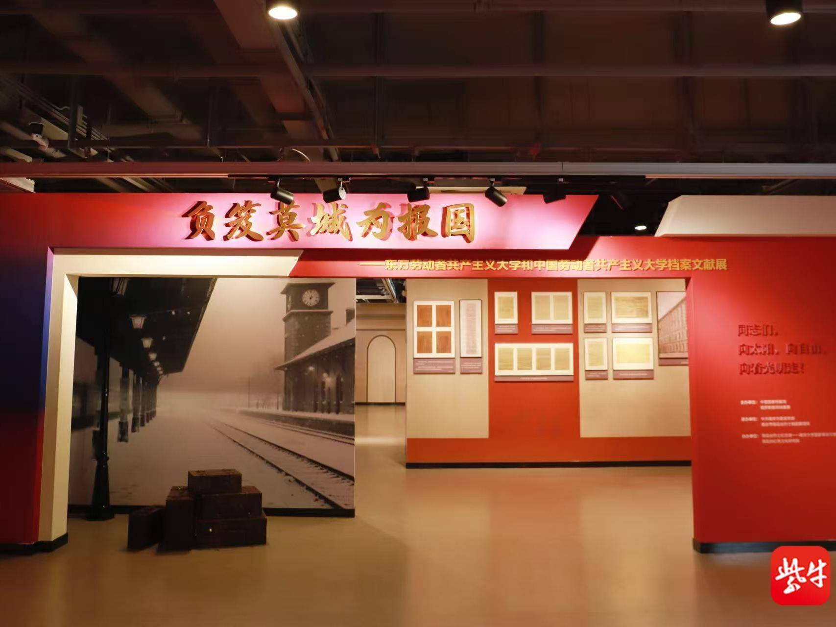
                        4:3图片