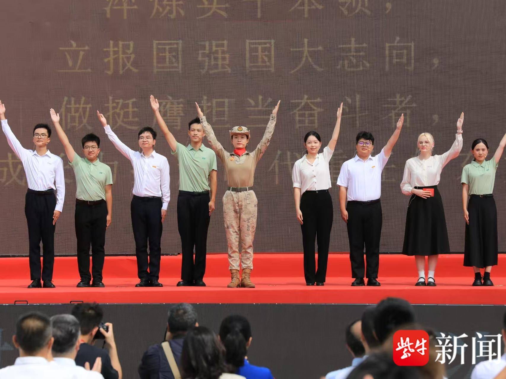
                        4:3图片