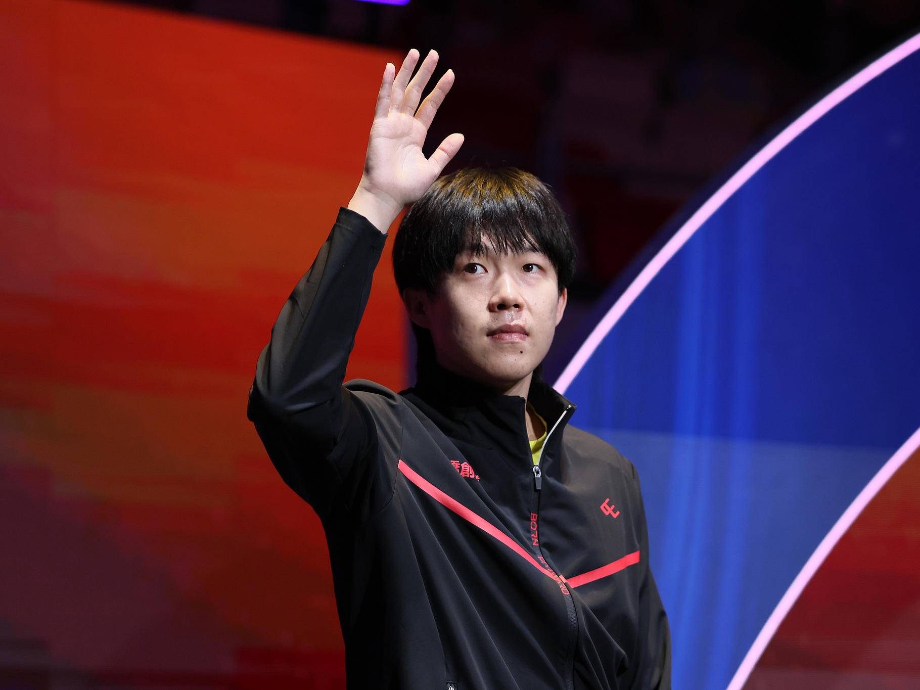 
                        4:3图片