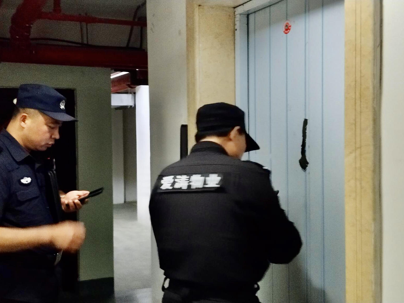 
                        4:3图片