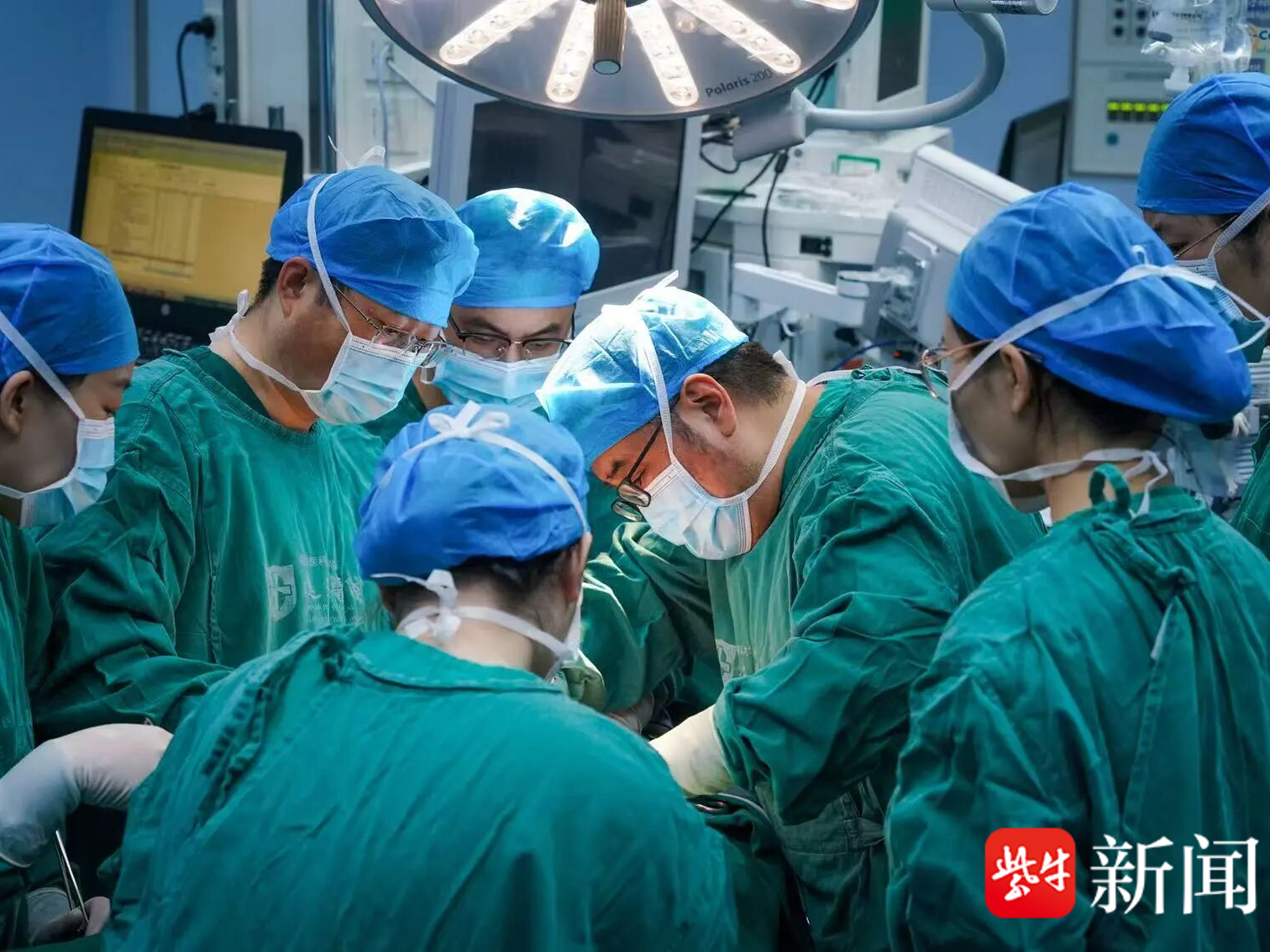 
                        4:3图片