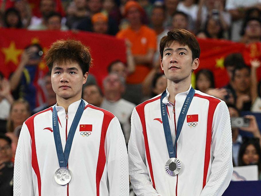 
                        4:3图片