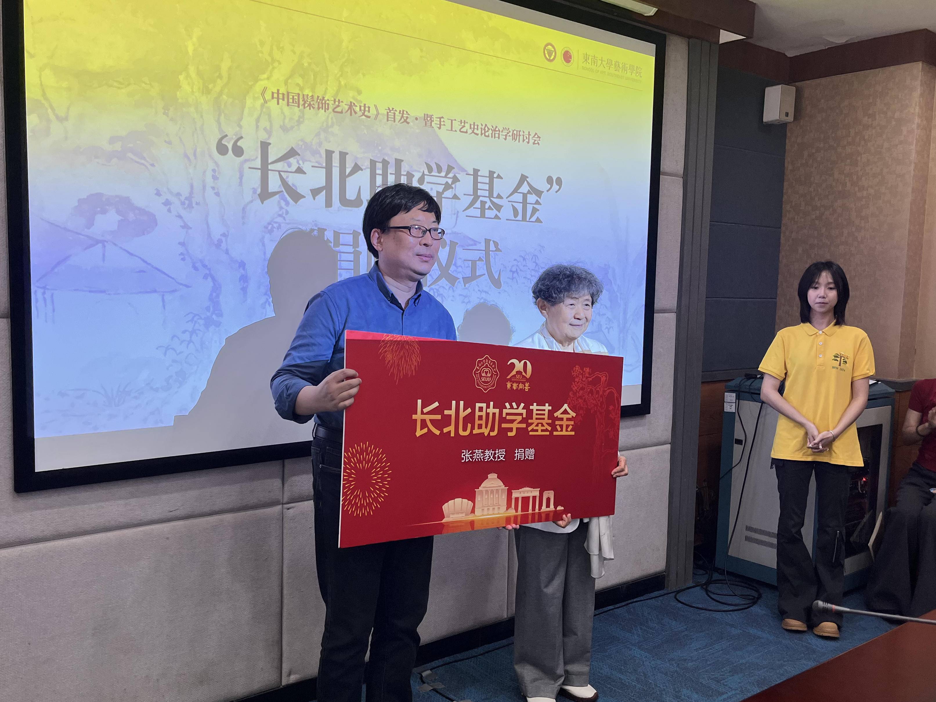 
                        4:3图片