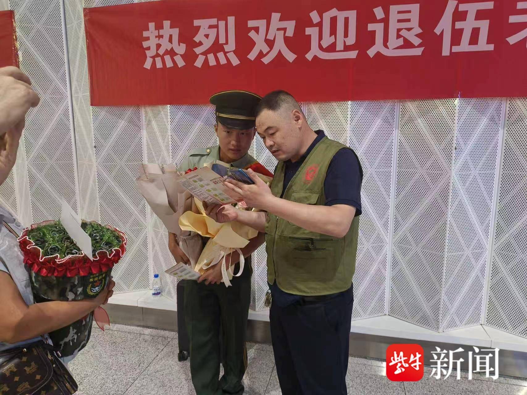 
                        4:3图片