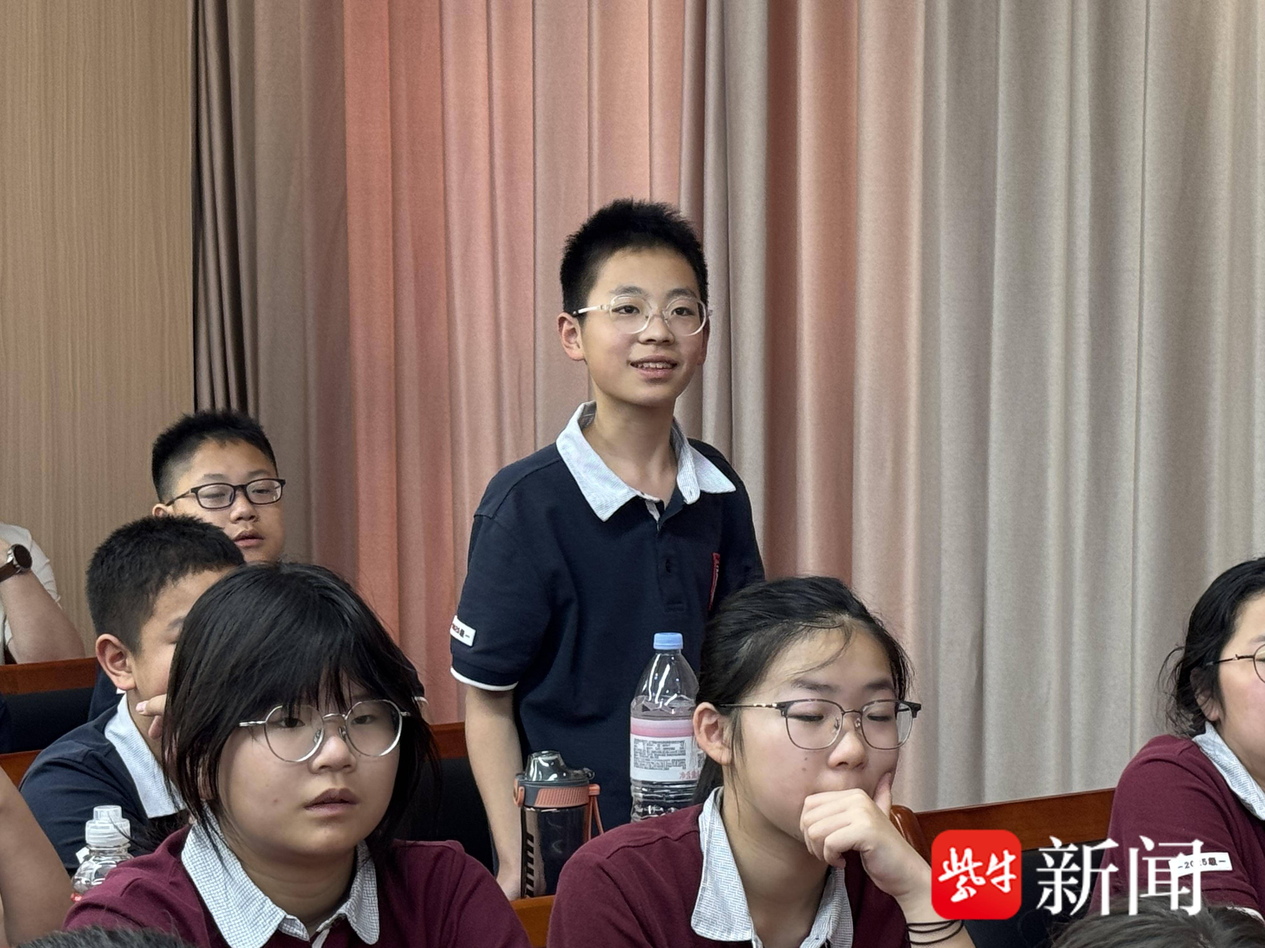 
                        4:3图片