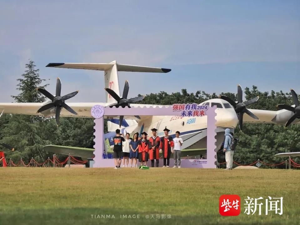
                        4:3图片