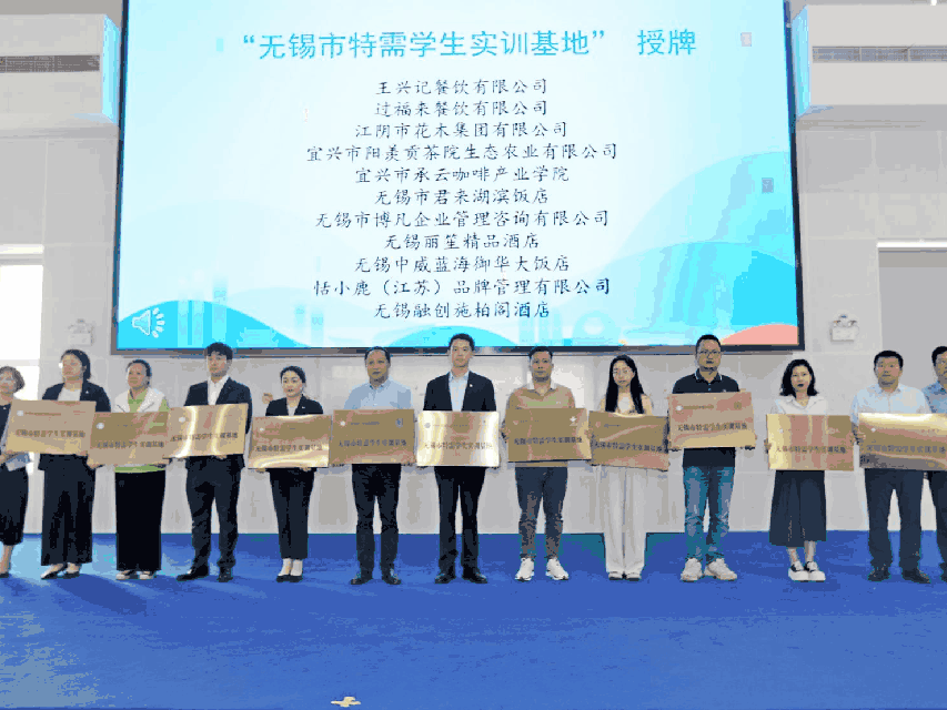 
                        4:3图片