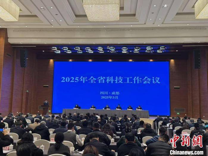
                        4:3图片