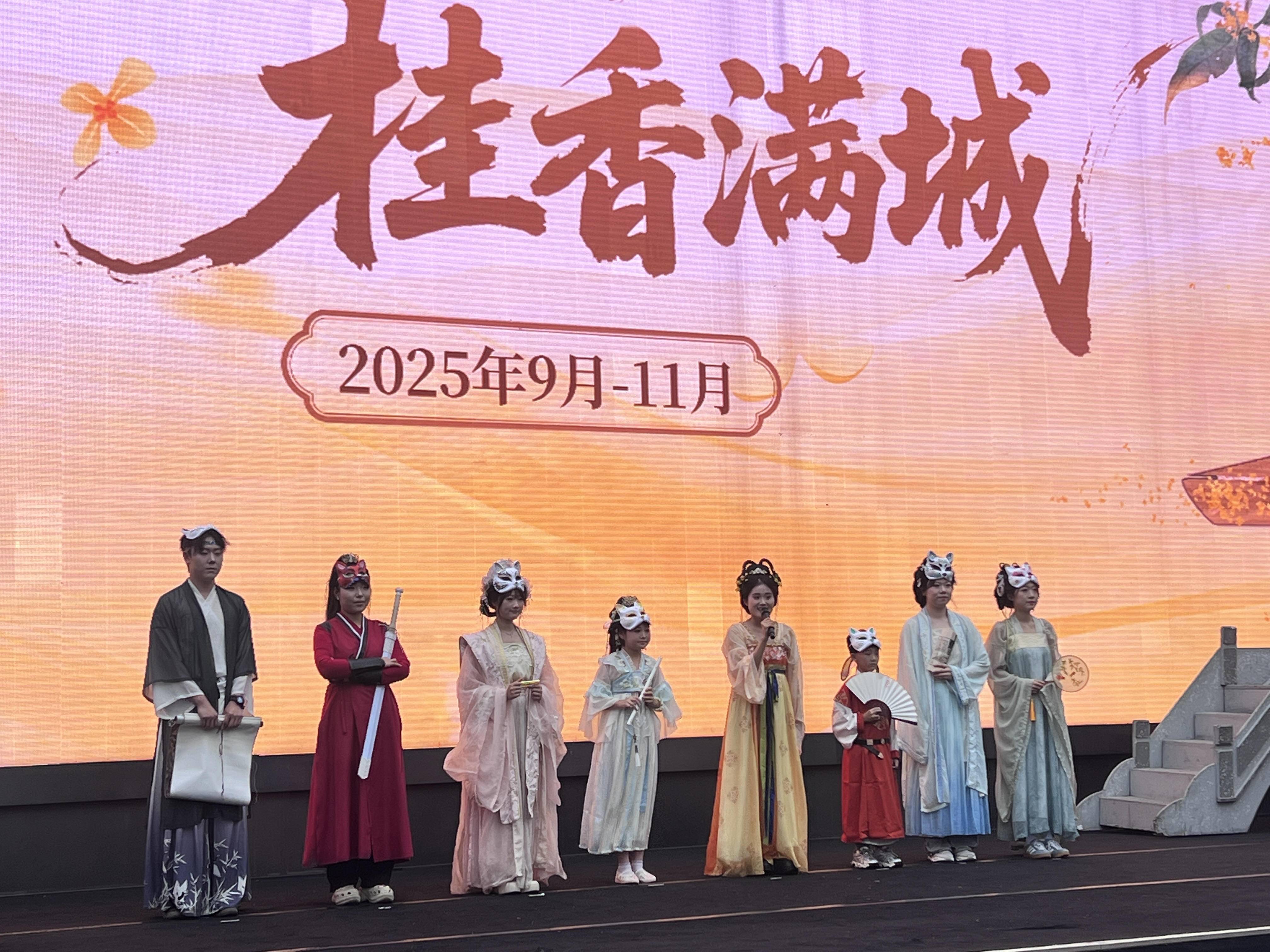 
                        4:3图片