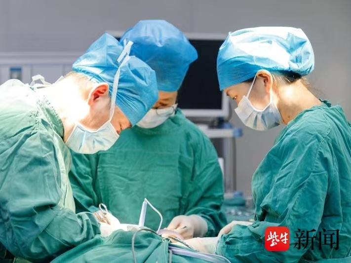
                        4:3图片