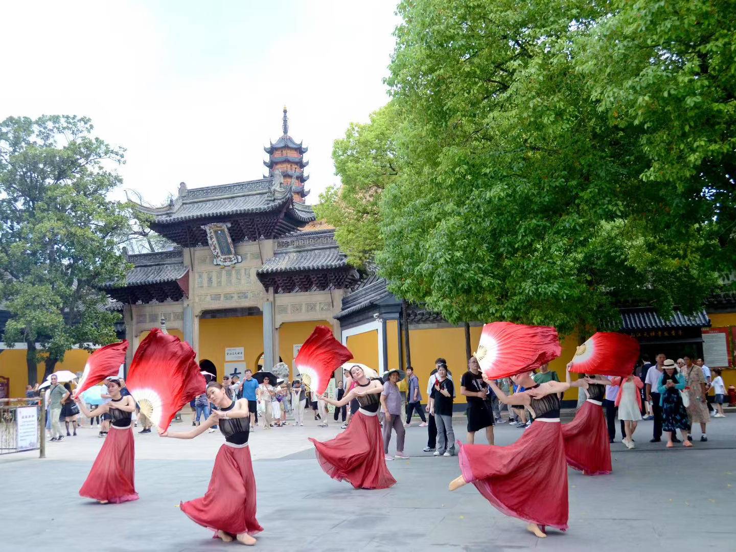 
                        4:3图片