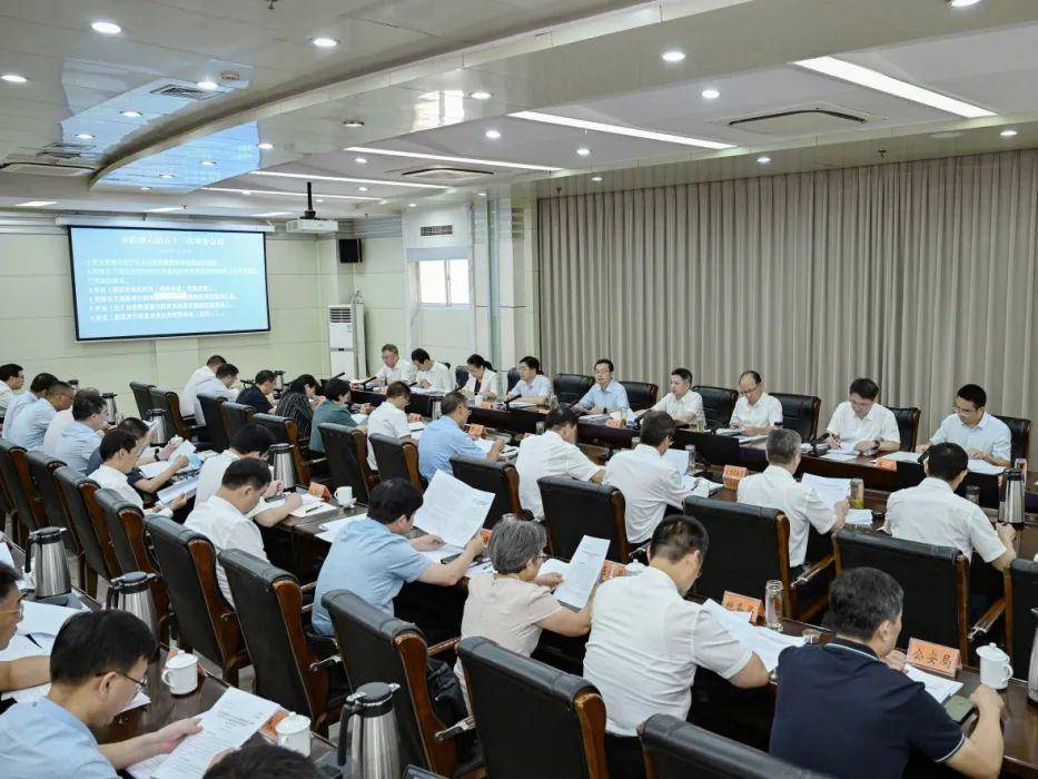 
                        4:3图片