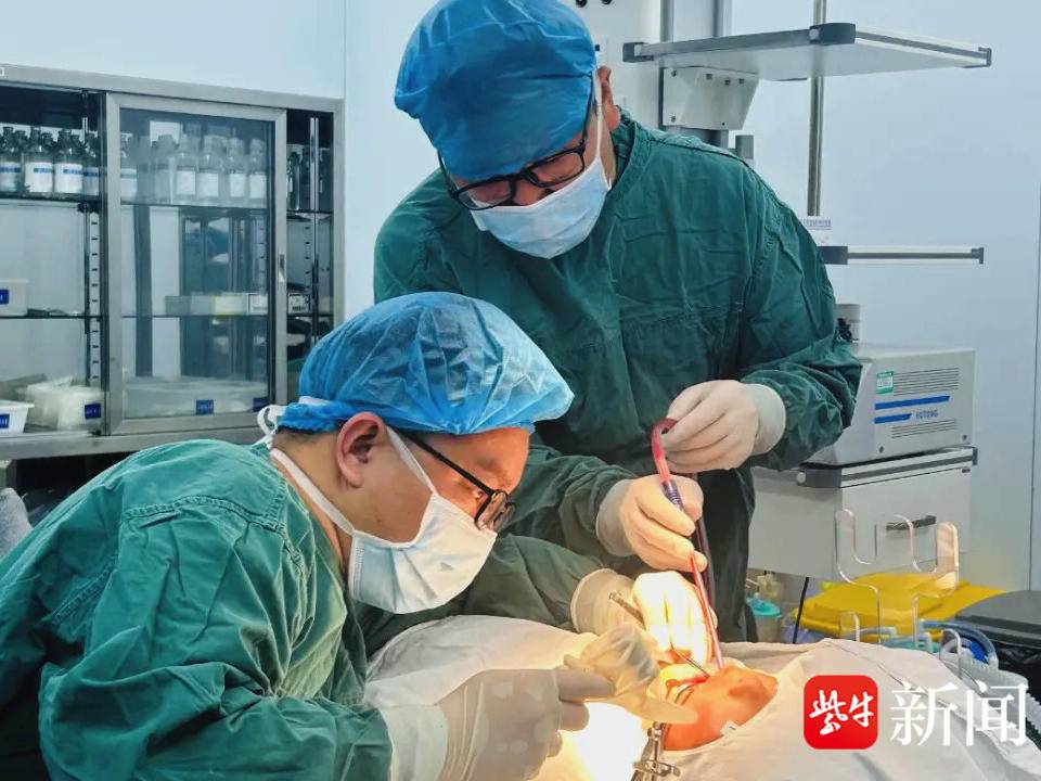 
                        4:3图片