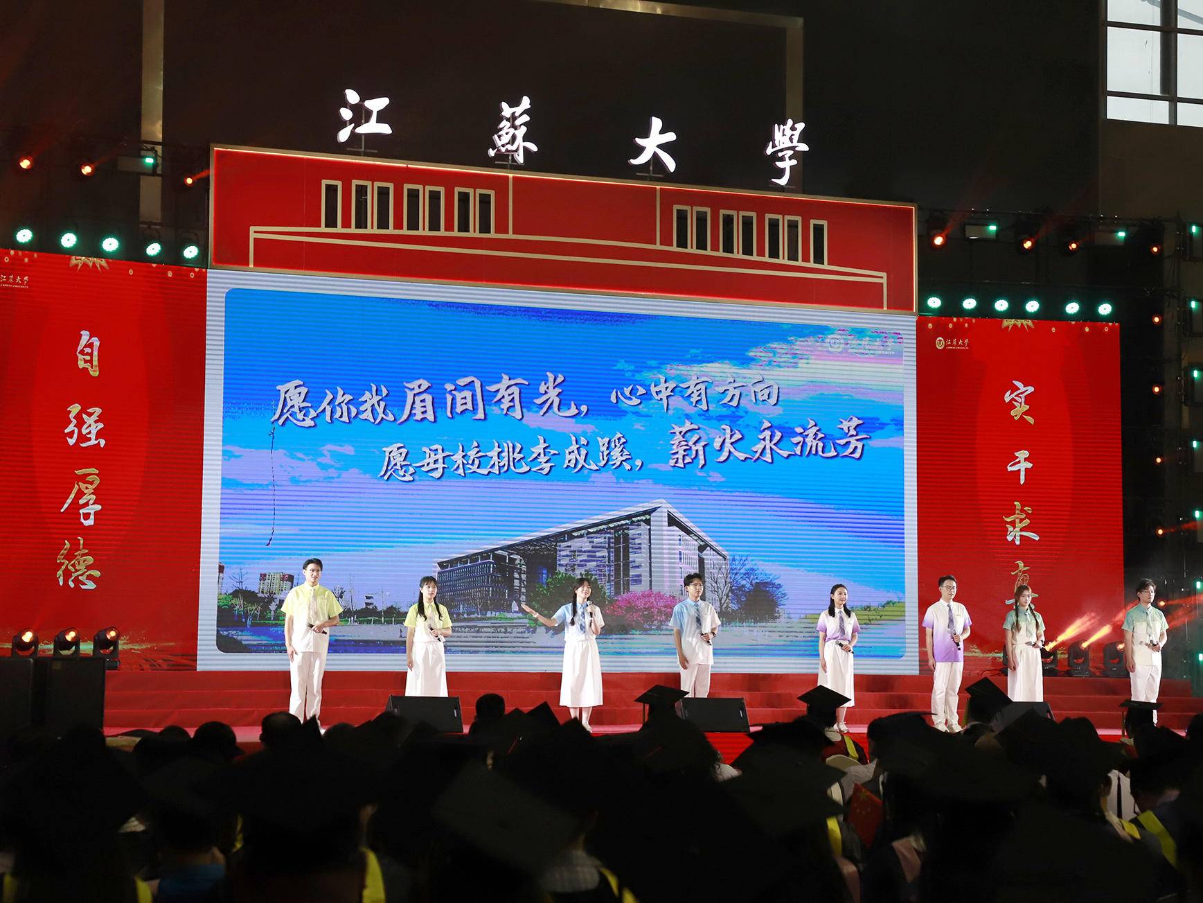 
                        4:3图片