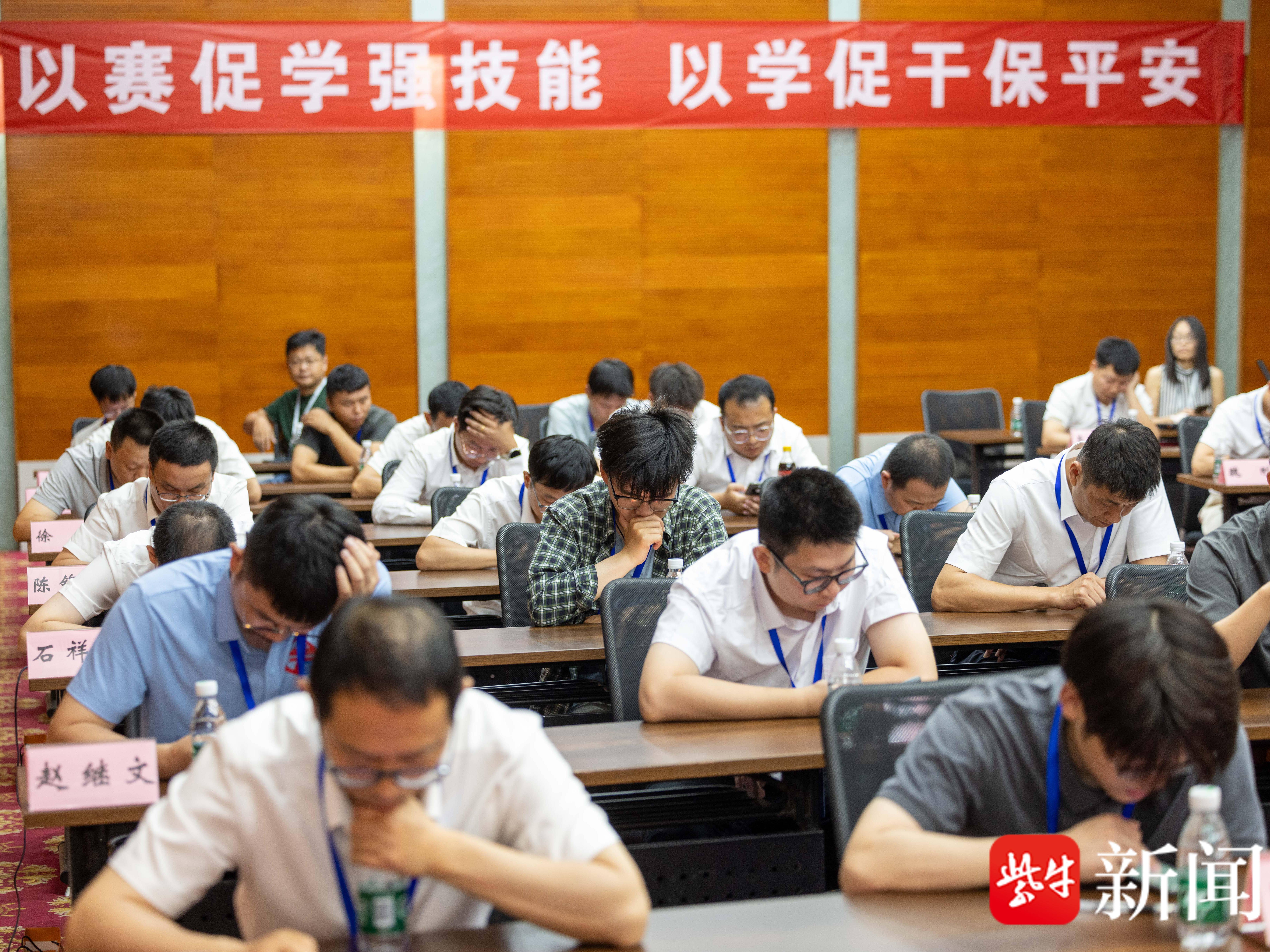 
                        4:3图片